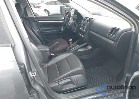 2010 Volkswagen Jetta Limited Edition из США, поврежденный, VIN 3VWAX7AJ2AM139459